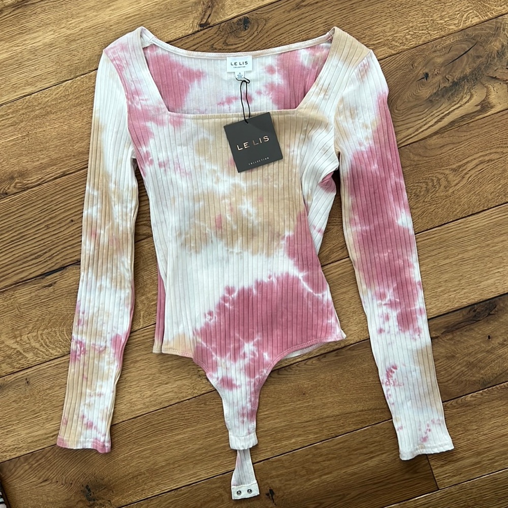 Never worn NEW WITH TAGS